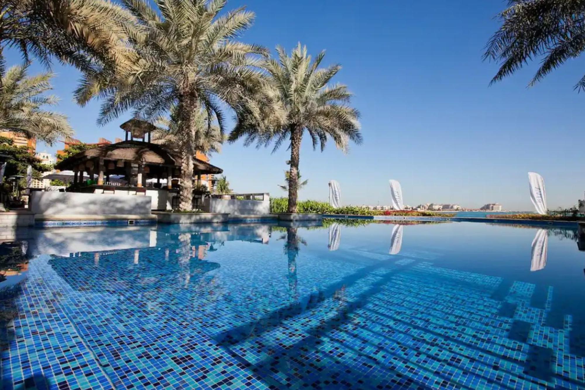 Apartment The Palm 4br & Pool Access *