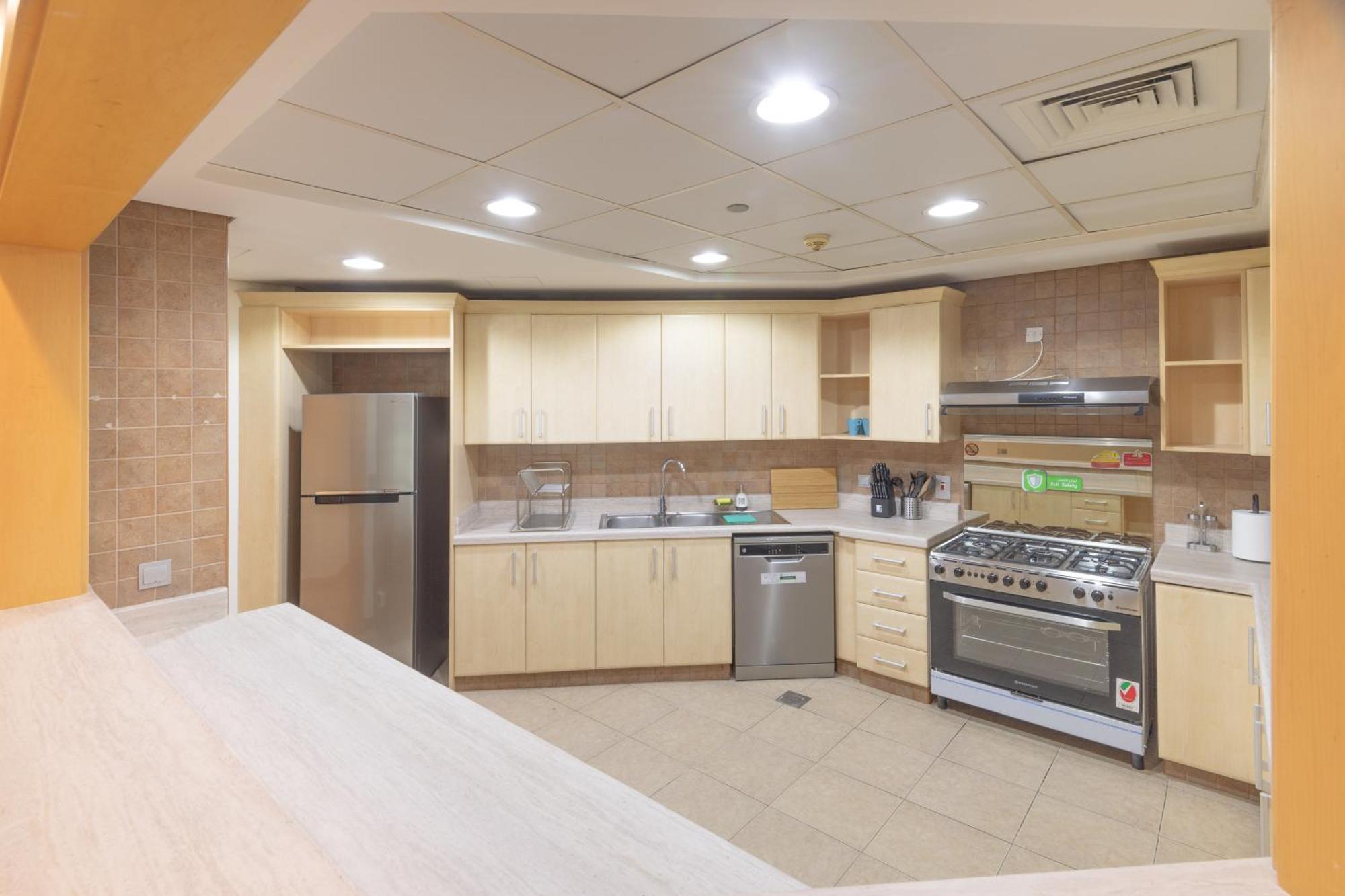 The Palm 4br & Pool Access *
