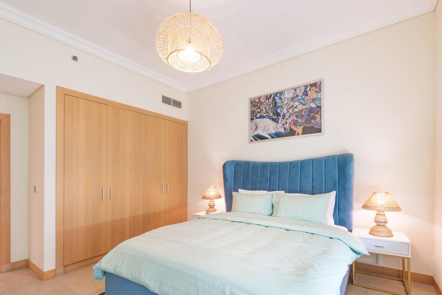 The Palm 4br & Pool Access Dubai