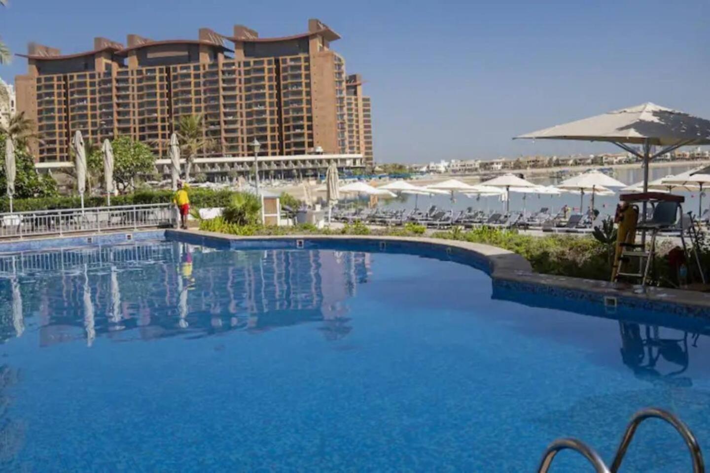 The Palm 4br & Pool Access Dubai