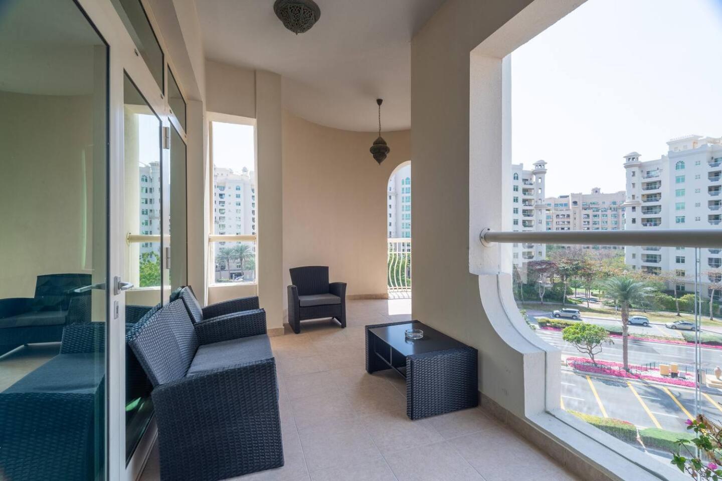Apartment The Palm 4br & Pool Access *